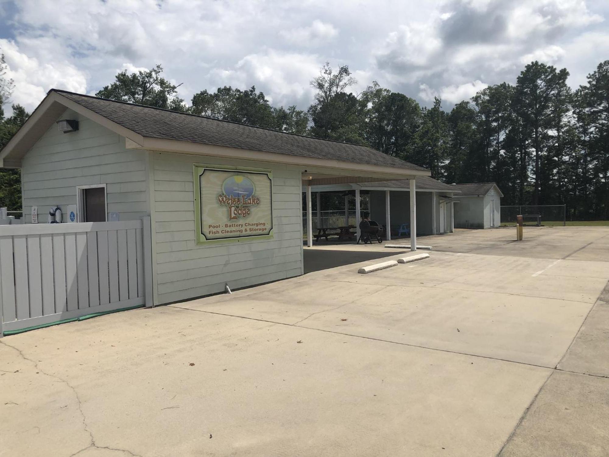 Weiss Lake Lodge Centre 외부 사진
