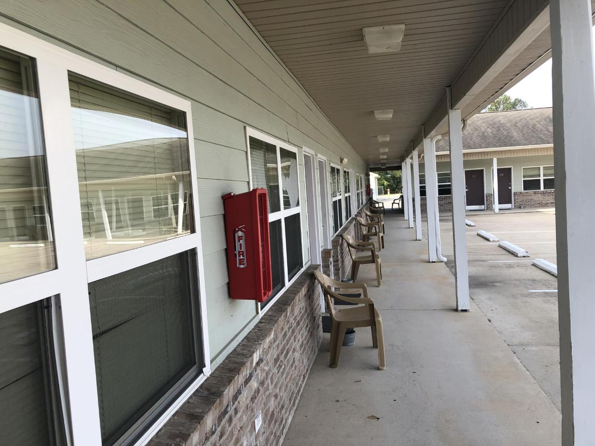 Weiss Lake Lodge Centre 외부 사진